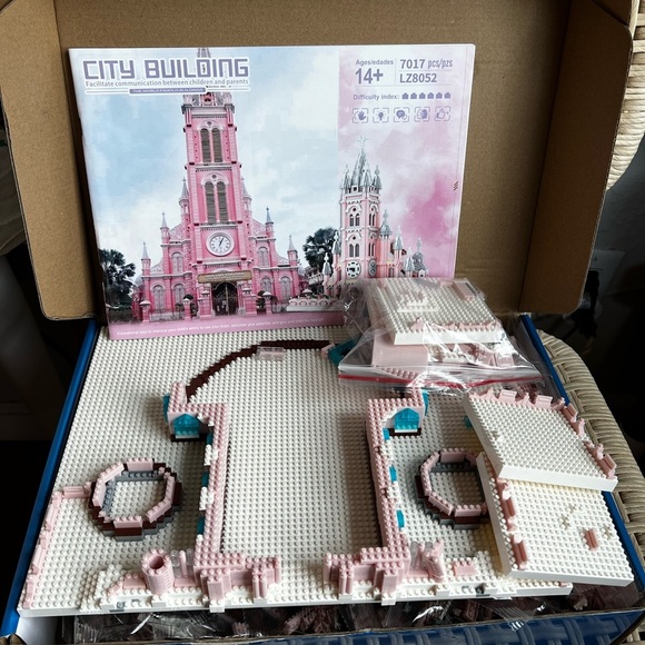 Pink Church Building Block Set Cathedral Replica Mini Nano Bricks Architecture - Picture 5 of 12